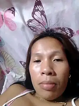 Snapshot of HotNaughtyGirl23 chatting on September 11, 9:20 am HotNaughtyGirl23 online show from September 11, 9:20 am