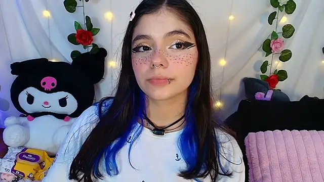 cutee andrea online show from April 22, 2:51 am