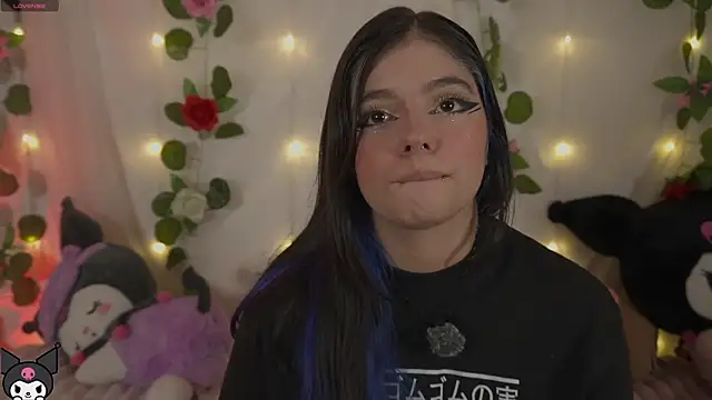 cutee andrea online show from July 6, 1:23 am