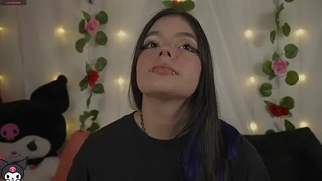 cutee andrea online show from July 15, 2:07 am