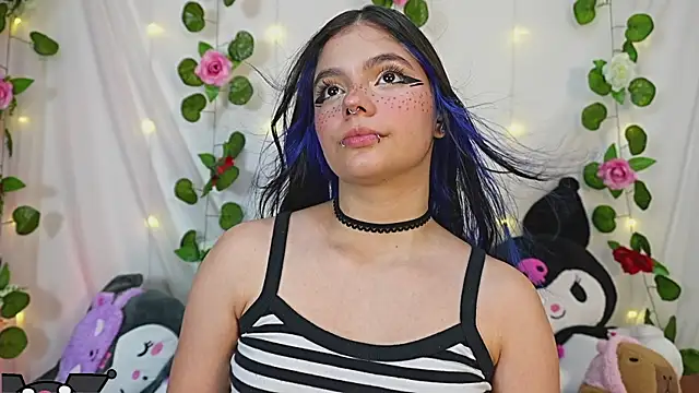 cutee andrea online show from June 2, 2:33 am