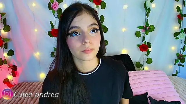 Snapshot of cutee_andrea chatting on October 20, 3:19 am cutee andrea online show from October 20, 3:19 am