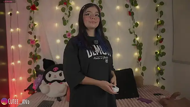 cutee andrea online show from July 9, 3:51 am