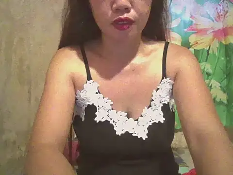 Snapshot of sexymorenal18 chatting on September 19, 2:26 am sexymorenal18 online show from September 19, 2:26 am