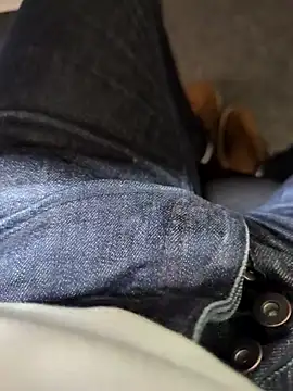 Snapshot of Silver_Power chatting on December 1, 8:37 am Silver Power online show from December 1, 8:37 am