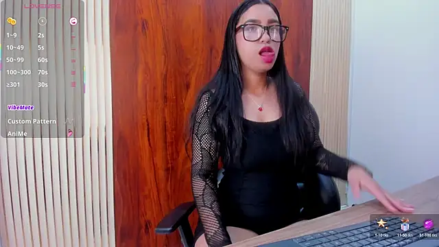 Snapshot of KhateAndersson chatting on January 5, 8:23 pm KhateAndersson online show from January 5, 8:23 pm