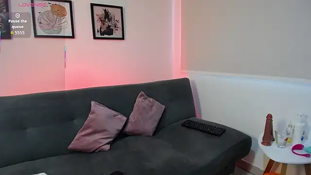 Paris boobsbbw online show from November 29, 8:42 pm