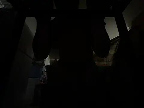 GirThyDock online show from November 17, 10:52 am