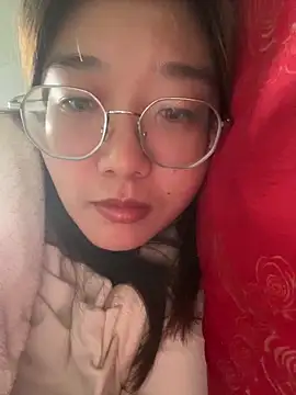 sisi-maiden online show from February 10, 5:50 am