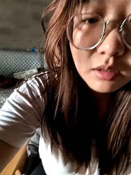 sisi-maiden online show from March 12, 7:56 am