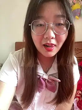 Snapshot of sisi-maiden chatting on June 20, 6:07 am sisi-maiden online show from June 20, 6:07 am