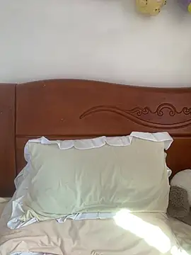 Snapshot of sisi-maiden chatting on May 12, 8:43 am sisi-maiden online show from May 12, 8:43 am
