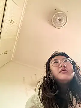 sisi-maiden online show from March 1, 3:50 am