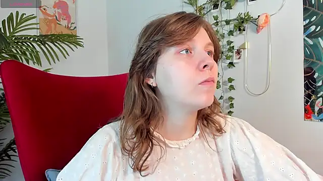 Snapshot of Sense_Of_Rosemary chatting on April 26, 5:38 am Sense Of Rosemary online show from April 26, 5:38 am