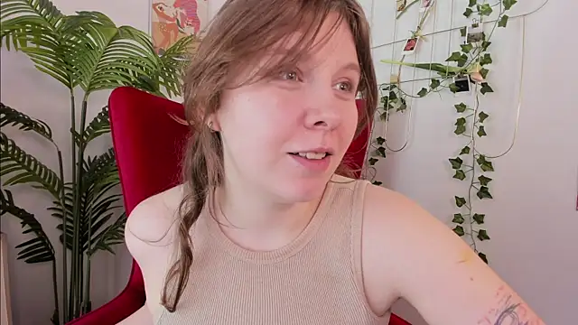 Snapshot of Sense_Of_Rosemary chatting on May 16, 10:36 am Sense Of Rosemary online show from May 16, 10:36 am