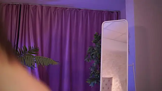 ZenyaNoir online show from December 3, 7:57 pm