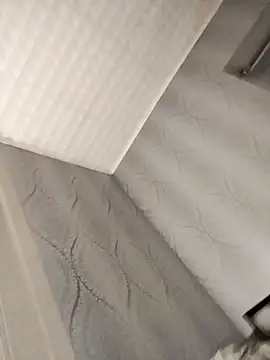 Dawidwi493  online show from October 3, 12:03 am