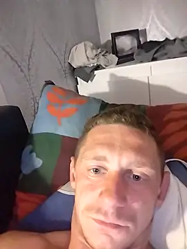 Dawidwi493  online show from September 19, 5:06 pm