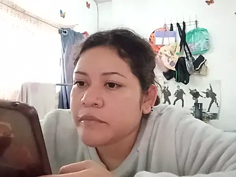 Snapshot of Kitty_WetXxX chatting on June 25, 9:53 pm Kitty WetXxX online show from June 25, 9:53 pm