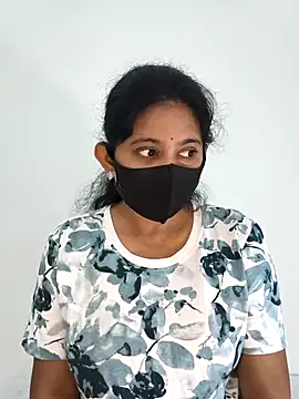 Snapshot of Your-Vedika chatting on November 6, 5:00 am Your-Vedika online show from November 6, 5:00 am