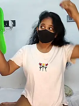 Snapshot of Your-Vedika chatting on October 5, 5:58 pm Your-Vedika online show from October 5, 5:58 pm