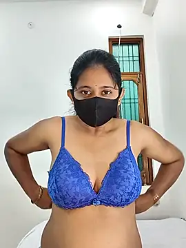 Snapshot of Your-Vedika chatting on November 15, 7:45 am Your-Vedika online show from November 15, 7:45 am