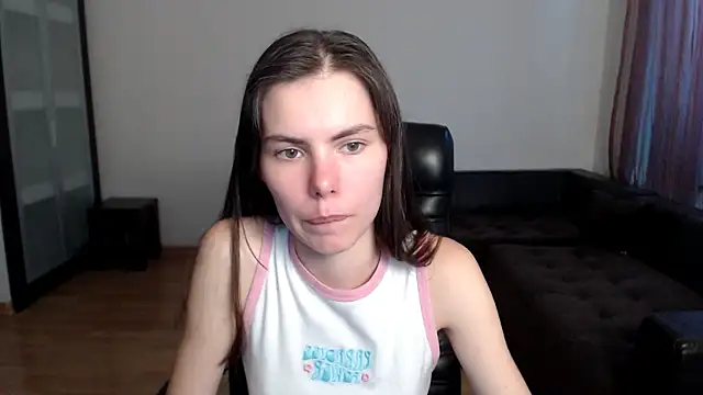 Snapshot of AmelieReve chatting on October 2, 2:53 pm AmelieReve online show from October 2, 2:53 pm