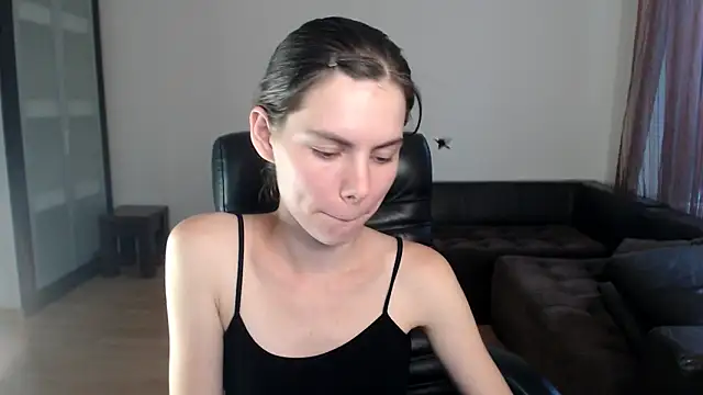 Snapshot of AmelieReve chatting on September 10, 3:33 pm AmelieReve online show from September 10, 3:33 pm