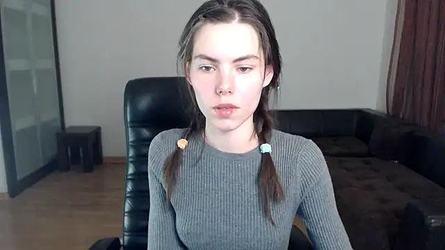 Snapshot of AmelieReve chatting on September 29, 4:34 pm AmelieReve online show from September 29, 4:34 pm