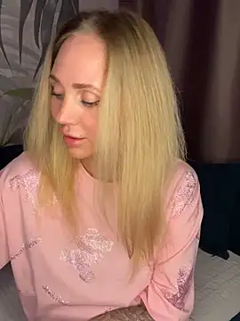 Affectionate lady online show from October 17, 9:38 pm