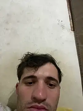 Snapshot of thitihs2 chatting on October 14, 6:14 am thitihs2 online show from October 14, 6:14 am