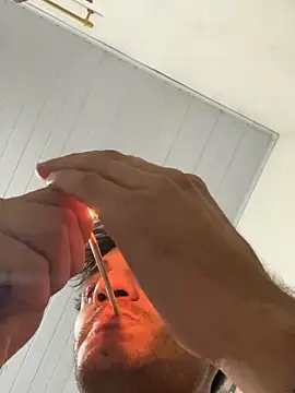 Snapshot of thitihs2 chatting on October 15, 1:37 am thitihs2 online show from October 15, 1:37 am