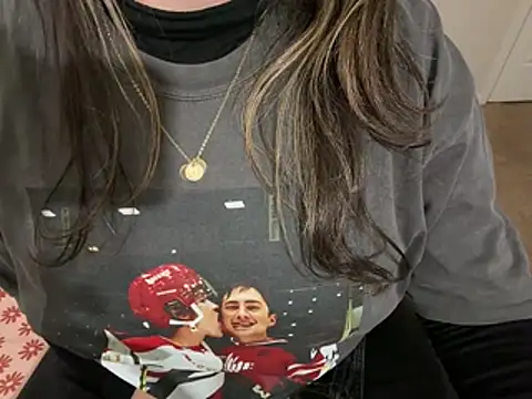 MissElizabethXoXo online show from April 8, 12:45 am