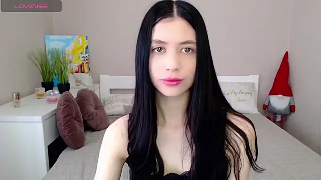 SelinLi online show from May 29, 6:30 am