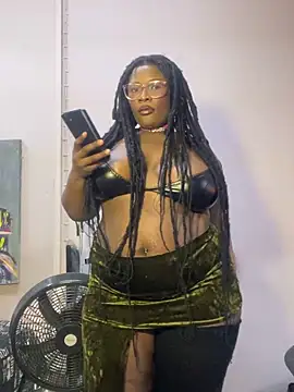 CurvyCocoxxx online show from June 7, 1:27 pm