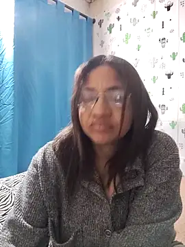 Avannay online show from October 16, 12:30 am