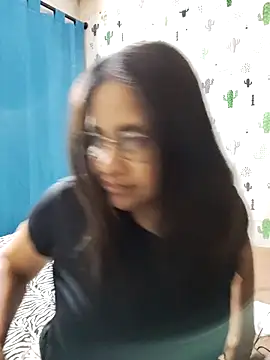 Avannay online show from October 2, 11:52 pm