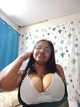 Avannay online show from February 8, 2:53 am