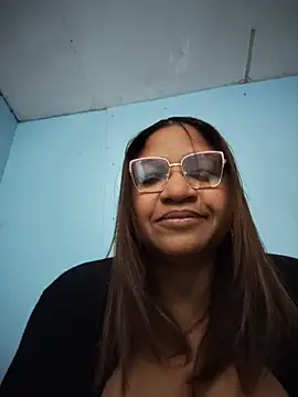 Avannay online show from July 11, 1:28 am