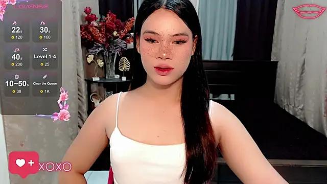 Snapshot of IamRaeganDolls69 chatting on November 28, 12:44 am IamRaeganDolls69 online show from November 28, 12:44 am