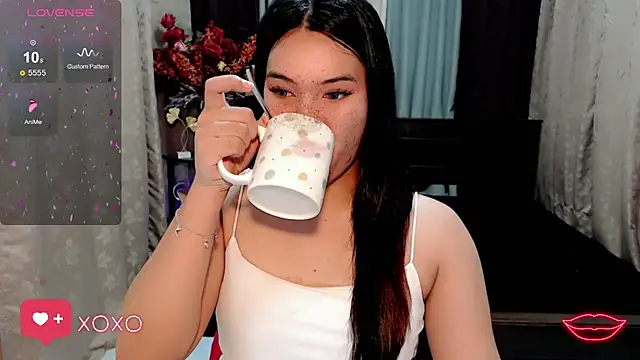 Snapshot of IamRaeganDolls69 chatting on November 27, 12:00 am IamRaeganDolls69 online show from November 27, 12:00 am