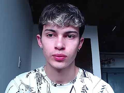 john vichenso online show from February 26, 8:31 pm