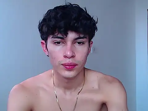 Snapshot of john_vichenso chatting on October 2, 9:07 pm john vichenso online show from October 2, 9:07 pm