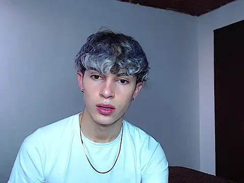 john vichenso online show from November 5, 8:56 pm