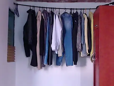 Snapshot of john_vichenso chatting on September 12, 9:14 pm john vichenso online show from September 12, 9:14 pm