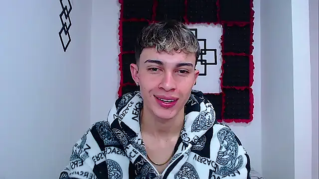 john vichenso online show from January 8, 9:54 pm