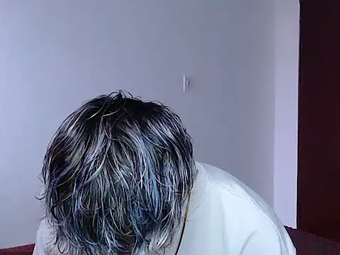 john vichenso online show from November 6, 9:08 pm