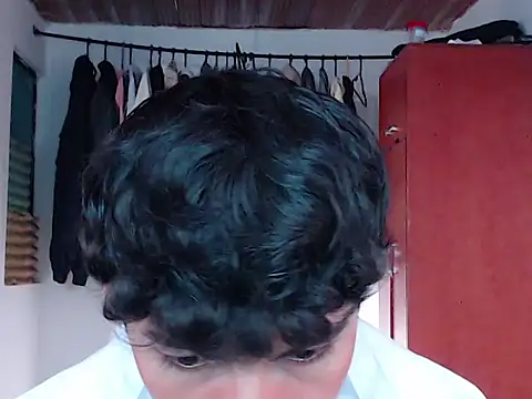 Snapshot of john_vichenso chatting on September 15, 9:37 pm john vichenso online show from September 15, 9:37 pm