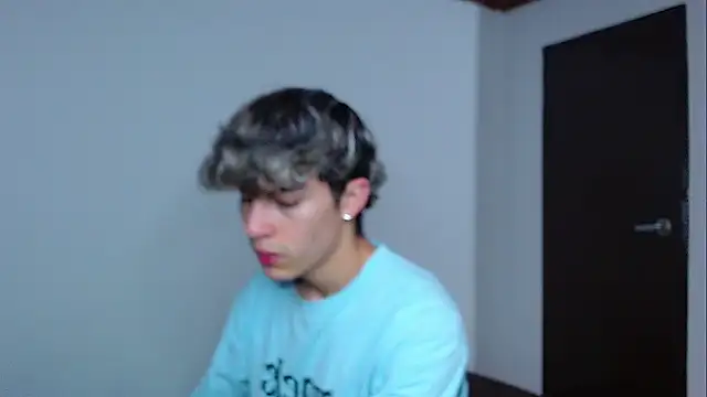 john vichenso online show from December 5, 9:01 pm