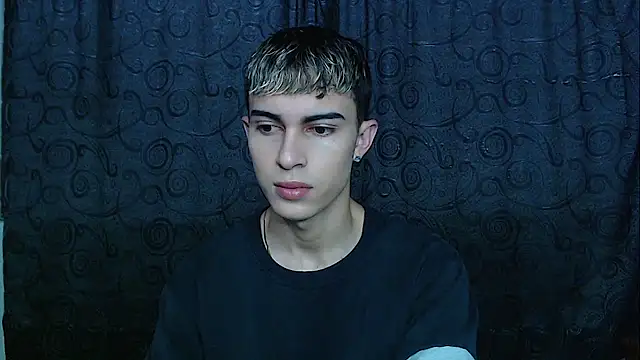 john vichenso online show from December 18, 10:35 pm